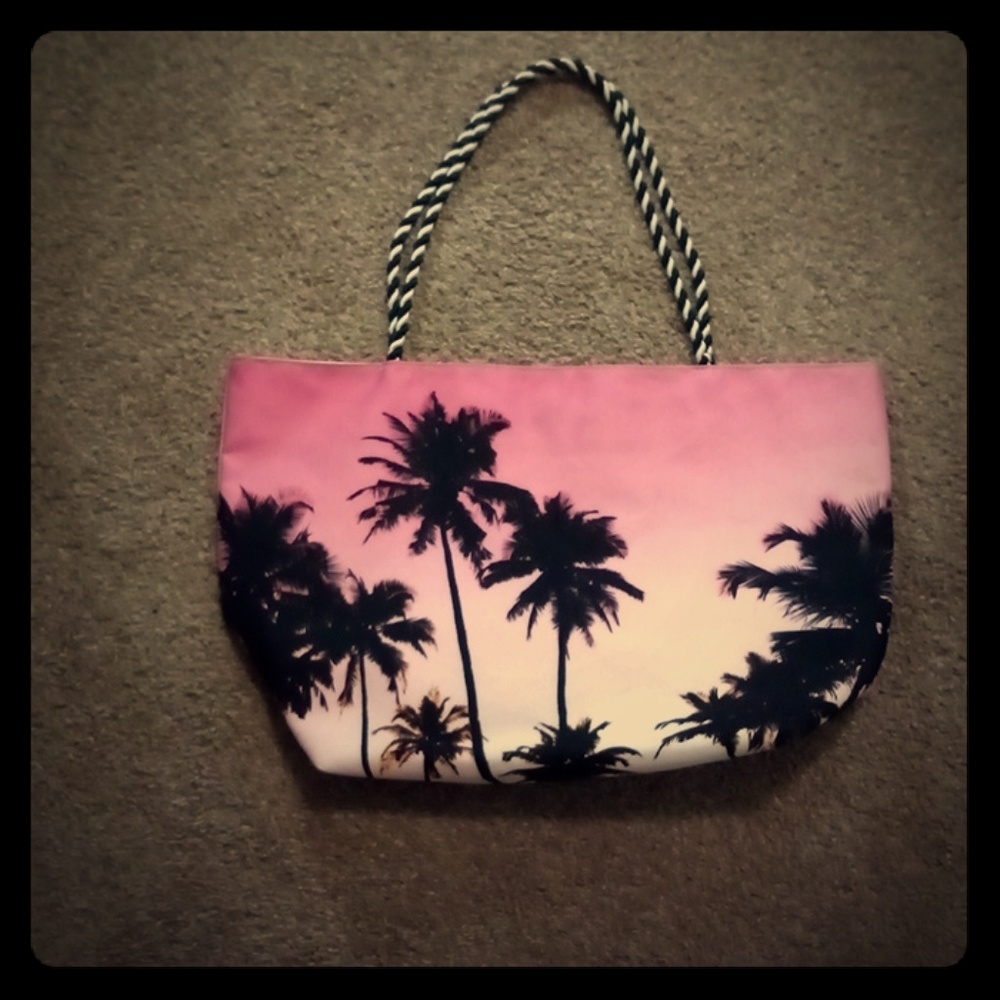 Avon Love the Tropics Beach Bag
